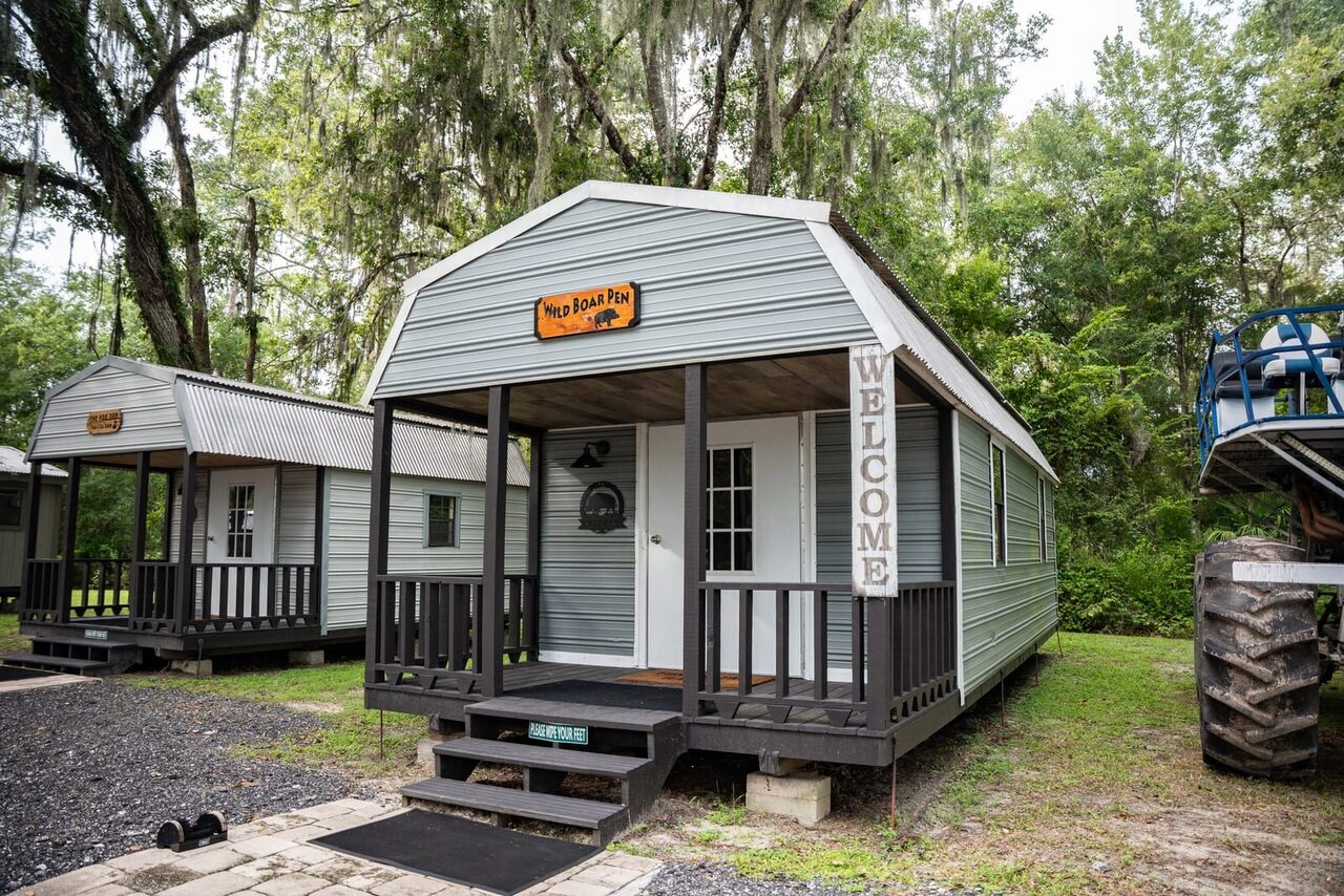 The Wild Boar Pen guest cabin exterior at Brawler Creek Ranch